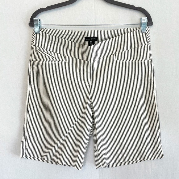 Willi Smith Pull On Bermuda Shorts Black & White Ticking Pockets Size 10 - Picture 1 of 5